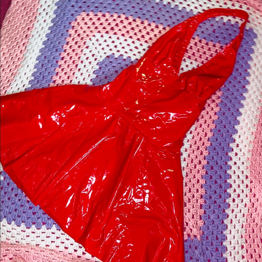 Sexy red vinyl halter dress *sz m*